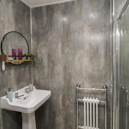 Archie's Anchor Apartman *